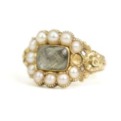 Georgian gold hairwork and split pearl mourning ring, with foliate cast shoulders