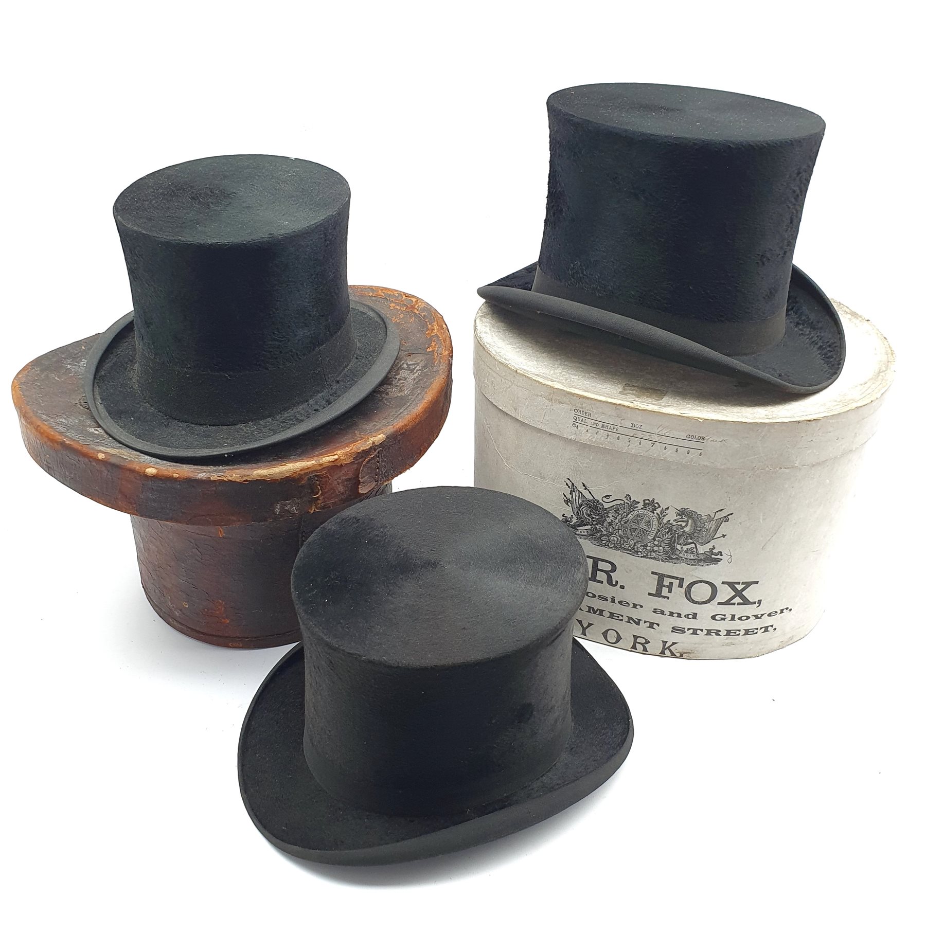 Antique Victorian Leather Hat Box With Top Hat 