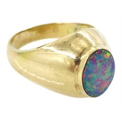 9ct gold single stone opal doublet ring, stamped