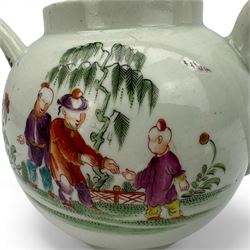 18th century Worcester porcelain teapot, of globular form hand painted in polychrome enamels with Chinese figures in a garden setting, the cover with flower knop handle and loop and dot border, H17cm