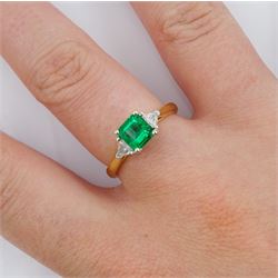 18ct gold three stone square cut emerald and trillion cut diamond ring, hallmarked, emerald approx 0.75 carat