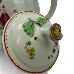 18th century Worcester porcelain teapot, of globular form hand painted in polychrome enamels with Chinese figures in a garden setting, the cover with flower knop handle and loop and dot border, H17cm