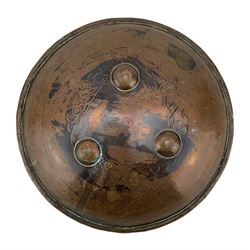 Arts & Crafts Hugh Wallis copper bowl, D17.5cm 