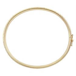 9ct gold bangle, hallmarked