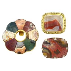 Early 20th century 19ct gold hardstone buckle and two gold-plated agate brooch and one other brooch