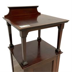 Edwardian inlaid mahogany two-tier bedside cabinet, raised back, decorated with ebony and boxwood feathered stringing, panelled cupboard fitted to base, on splayed bracket feet