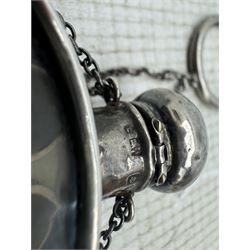 George V silver scent flask, the glass scent flask housed within a pierced silver frame, with hinged cover and suspended from a ring, hallmarked G E Walton & Co Ltd, Birmingham 1911, H5.5cm