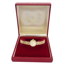 Omega ladies 9ct gold manual wind wristwatch, Ref. 7115509, Cal. 620, London 1965, on integral 9ct gold bracelet, hallmarked, boxed