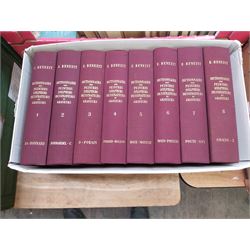 Dictionnaire Des Peintres, Sculpteurs, Dessinateurs et Graveurs by Benezit in Eight Volumes