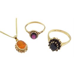 9ct gold jewellery including sapphire cluster ring, fire opal pendant necklace and a garnet ring