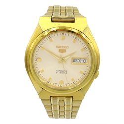 Seiko 5 gentleman's gold-plated stainless steel automatic bracelet wristwatch, Ref. 7S26-01T0, boxed